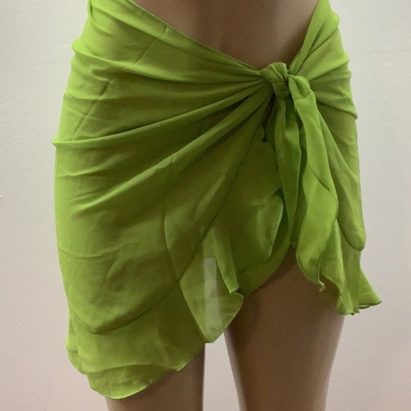 Zuliana Lettuce Trim Tie Sarong. Made in USA. New With Tags - Picture 1 of 3